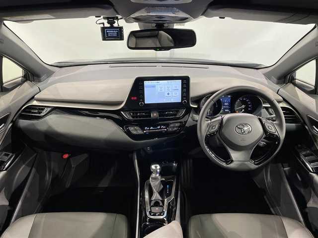 トヨタ Ｃ－ＨＲ G モード ネロセーフティプラスⅢ 愛知県 2023(令5)年 2.1万km ブラックマイカ 純正８インチディスプレイオーディオ/寒冷地仕様/衝突軽減ブレーキ/レーダークルーズコントロール/レーンキープアシスト/ブラインドスポットモニター/先行車発進告知/シートヒーター/ハーフレザーシート/バックカメラ/前後ドライブレコーダー/ビルトインＥＴＣ/USB入力端子/ＬＥＤヘッドライト/純正18インチアルミホイール/ISOFIX