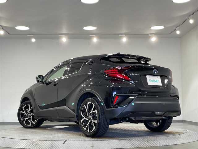 トヨタ Ｃ－ＨＲ G モード ネロセーフティプラスⅢ 愛知県 2023(令5)年 2.1万km ブラックマイカ 純正８インチディスプレイオーディオ/寒冷地仕様/衝突軽減ブレーキ/レーダークルーズコントロール/レーンキープアシスト/ブラインドスポットモニター/先行車発進告知/シートヒーター/ハーフレザーシート/バックカメラ/前後ドライブレコーダー/ビルトインＥＴＣ/USB入力端子/ＬＥＤヘッドライト/純正18インチアルミホイール/ISOFIX