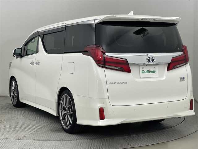 トヨタ アルファードハイブリット SR Cパッケージ 道央・札幌 2023(令5)年 2万km ホワイトパールクリスタルシャイン ・４WD/・ツインムーンルーフ/・RSRダウンサス/・BBS20インチAW/・純正DAナビ/　CD/DVDデッキ/USB/BT/miracast/・純正フリップダウンモニター/・バックカメラ/・ビルトインETC/・AC100V/1500W/・トヨタセーフティセンス/・プリクラッシュセーフティ/・レーダークルーズコントロール/・レーンキープアシスト/・クリアランスソナー/・オートハイビーム/・レザーシート/・パワーシート/・シートヒーター/・シートベンチレーション/・パワーバックドア/・ステアリングヒーター/・シーケンシャルウィンカー/・プッシュスタート/・スマートキー/・純正フロアマット/・ドアバイザー/・純正サス積込