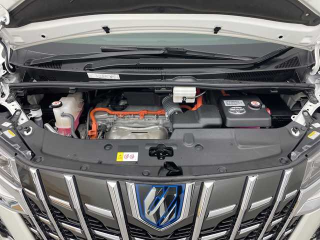 トヨタ アルファードハイブリット SR Cパッケージ 道央・札幌 2023(令5)年 2万km ホワイトパールクリスタルシャイン ・４WD/・ツインムーンルーフ/・RSRダウンサス/・BBS20インチAW/・純正DAナビ/　CD/DVDデッキ/USB/BT/miracast/・純正フリップダウンモニター/・バックカメラ/・ビルトインETC/・AC100V/1500W/・トヨタセーフティセンス/・プリクラッシュセーフティ/・レーダークルーズコントロール/・レーンキープアシスト/・クリアランスソナー/・オートハイビーム/・レザーシート/・パワーシート/・シートヒーター/・シートベンチレーション/・パワーバックドア/・ステアリングヒーター/・シーケンシャルウィンカー/・プッシュスタート/・スマートキー/・純正フロアマット/・ドアバイザー/・純正サス積込