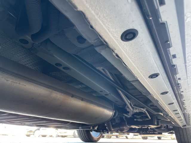 トヨタ アルファードハイブリット SR Cパッケージ 道央・札幌 2023(令5)年 2万km ホワイトパールクリスタルシャイン ・４WD/・ツインムーンルーフ/・RSRダウンサス/・BBS20インチAW/・純正DAナビ/　CD/DVDデッキ/USB/BT/miracast/・純正フリップダウンモニター/・バックカメラ/・ビルトインETC/・AC100V/1500W/・トヨタセーフティセンス/・プリクラッシュセーフティ/・レーダークルーズコントロール/・レーンキープアシスト/・クリアランスソナー/・オートハイビーム/・レザーシート/・パワーシート/・シートヒーター/・シートベンチレーション/・パワーバックドア/・ステアリングヒーター/・シーケンシャルウィンカー/・プッシュスタート/・スマートキー/・純正フロアマット/・ドアバイザー/・純正サス積込