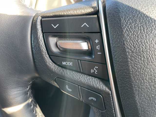 トヨタ アルファードハイブリット SR Cパッケージ 道央・札幌 2023(令5)年 2万km ホワイトパールクリスタルシャイン ・４WD/・ツインムーンルーフ/・RSRダウンサス/・BBS20インチAW/・純正DAナビ/　CD/DVDデッキ/USB/BT/miracast/・純正フリップダウンモニター/・バックカメラ/・ビルトインETC/・AC100V/1500W/・トヨタセーフティセンス/・プリクラッシュセーフティ/・レーダークルーズコントロール/・レーンキープアシスト/・クリアランスソナー/・オートハイビーム/・レザーシート/・パワーシート/・シートヒーター/・シートベンチレーション/・パワーバックドア/・ステアリングヒーター/・シーケンシャルウィンカー/・プッシュスタート/・スマートキー/・純正フロアマット/・ドアバイザー/・純正サス積込