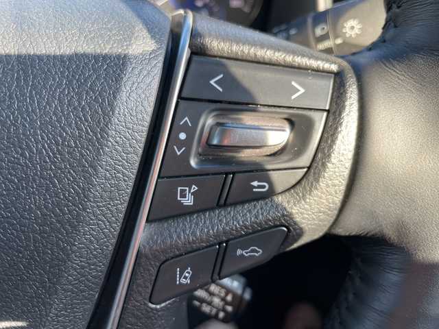 トヨタ アルファードハイブリット SR Cパッケージ 道央・札幌 2023(令5)年 2万km ホワイトパールクリスタルシャイン ・４WD/・ツインムーンルーフ/・RSRダウンサス/・BBS20インチAW/・純正DAナビ/　CD/DVDデッキ/USB/BT/miracast/・純正フリップダウンモニター/・バックカメラ/・ビルトインETC/・AC100V/1500W/・トヨタセーフティセンス/・プリクラッシュセーフティ/・レーダークルーズコントロール/・レーンキープアシスト/・クリアランスソナー/・オートハイビーム/・レザーシート/・パワーシート/・シートヒーター/・シートベンチレーション/・パワーバックドア/・ステアリングヒーター/・シーケンシャルウィンカー/・プッシュスタート/・スマートキー/・純正フロアマット/・ドアバイザー/・純正サス積込