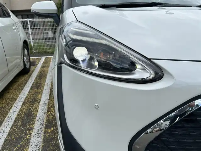 トヨタ シエンタ ファンベースG 宮城県 2018(平30)年 7.8万km ホワイトパールクリスタルシャイン 社外ナビ/ＴＲＤフルエアロ/スマートキー×２/スペアタイヤ/純正フロアマット/社外ドラレコ前後/フルセグＴＶ/ＤＶＤ再生機能有/オートライト/アラウンドビューモニター/両側パワースライドドア/プリクラッシュセーフティ/レーンキープアシスト/アイドリングストップ/横滑り防止装置