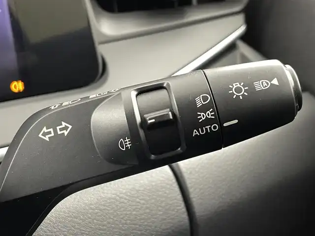 日産 ノート X 福島県 2021(令3)年 3.5万km ピュアホワイトパール 360°セーフティアシスト/・衝突被害軽減ブレーキ/・踏み間違い防止装置/・標識検知機能/・前方衝突予測警報/・車線逸脱警報装置/・電子パーキング/・オートブレーキホールド/・オートマチックハイビーム/純正9インチナビ/・フルセグTV/BT/SD/USB/iPod/AM/FM/・ETC/・バックカメラ/・純正ドライブレコーダー（前方）/革張ステアリング/・ステアリングリモコン/・ステアリングヒーター/プッシュスタート/・スマートキー/・スペアキー1本/電動格納ミラー/・ウィンカーミラー/HIDヘッドライト/・オートライト/寒冷地仕様/ドアバイザー/純正フロアマット/社外16インチAW