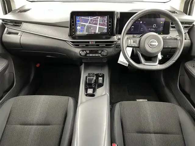 日産 ノート X 福島県 2021(令3)年 3.5万km ピュアホワイトパール 360°セーフティアシスト/・衝突被害軽減ブレーキ/・踏み間違い防止装置/・標識検知機能/・前方衝突予測警報/・車線逸脱警報装置/・電子パーキング/・オートブレーキホールド/・オートマチックハイビーム/純正9インチナビ/・フルセグTV/BT/SD/USB/iPod/AM/FM/・ETC/・バックカメラ/・純正ドライブレコーダー（前方）/革張ステアリング/・ステアリングリモコン/・ステアリングヒーター/プッシュスタート/・スマートキー/・スペアキー1本/電動格納ミラー/・ウィンカーミラー/HIDヘッドライト/・オートライト/寒冷地仕様/ドアバイザー/純正フロアマット/社外16インチAW