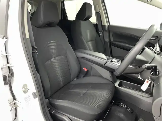 日産 ノート X 福島県 2021(令3)年 3.5万km ピュアホワイトパール 360°セーフティアシスト/・衝突被害軽減ブレーキ/・踏み間違い防止装置/・標識検知機能/・前方衝突予測警報/・車線逸脱警報装置/・電子パーキング/・オートブレーキホールド/・オートマチックハイビーム/純正9インチナビ/・フルセグTV/BT/SD/USB/iPod/AM/FM/・ETC/・バックカメラ/・純正ドライブレコーダー（前方）/革張ステアリング/・ステアリングリモコン/・ステアリングヒーター/プッシュスタート/・スマートキー/・スペアキー1本/電動格納ミラー/・ウィンカーミラー/HIDヘッドライト/・オートライト/寒冷地仕様/ドアバイザー/純正フロアマット/社外16インチAW