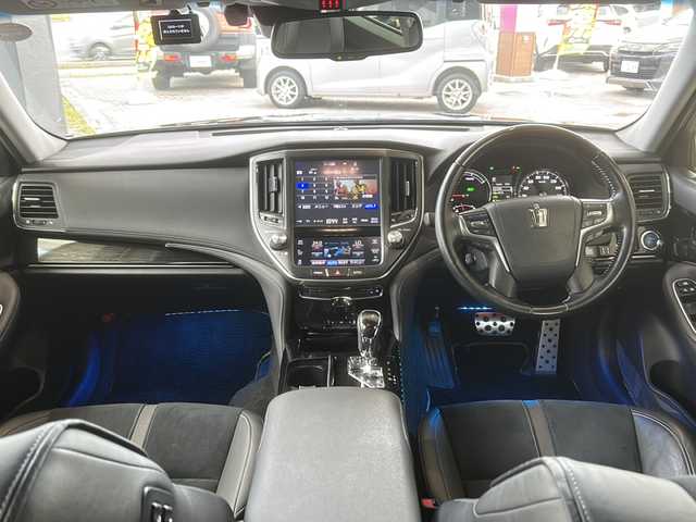 トヨタ クラウン ハイブリッド アスリートS Four JフロンティアLTD 秋田県 2018(平30)年 3.7万km ブラック メーカーナビ　/　CD　DVD　フルセグ　SD再生　Bluetooth/バックカメラ/セーフティーセンス/レーダークルーズ/車線逸脱警報/オートハイビーム/ETC/ドライブレコーダー/前席パワーシート/前席シートヒーター/電動チルトステアリング/左右独立オートエアコン/コーナーセンサー/パーキングアシスト/純正17インチアルミ車載/電動格納ミラー