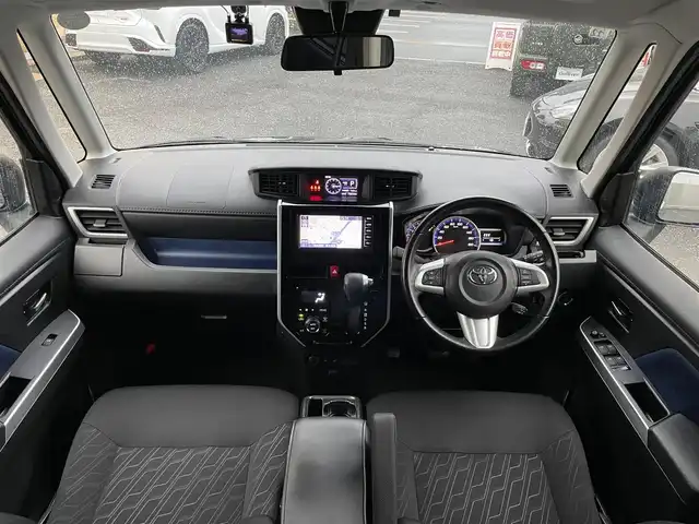 トヨタ ルーミー カスタムG 東京都 2019(令1)年 7.3万km ブラックマイカメタリック 純正SDナビ/　ワンセグTV/Bluetooth/CD/AM・FM/SD/AUX/バックカメラ/衝突回避支援ブレーキ/衝突警報機能/車線逸脱警報/誤発進抑制制御/先行車発信お知らせ/オートハイビーム/コーナーセンサー/クルーズコントロール/両側パワースライドドア/LEDヘッドライト/LEDフォグランプ/オートライト/前後ドライブレコーダー/シートヒーター/純正フロアマット/ビルトインETC/社外16インチアルミホイール/プッシュスタート/スマートキー/電動オート格納ミラー/ウインカーミラー/革巻きステアリングホイール/社外多機能コンソール/保証書/取扱説明書