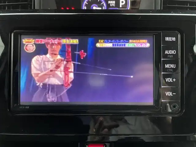 トヨタ ルーミー カスタムG 東京都 2019(令1)年 7.3万km ブラックマイカメタリック 純正SDナビ/　ワンセグTV/Bluetooth/CD/AM・FM/SD/AUX/バックカメラ/衝突回避支援ブレーキ/衝突警報機能/車線逸脱警報/誤発進抑制制御/先行車発信お知らせ/オートハイビーム/コーナーセンサー/クルーズコントロール/両側パワースライドドア/LEDヘッドライト/LEDフォグランプ/オートライト/前後ドライブレコーダー/シートヒーター/純正フロアマット/ビルトインETC/社外16インチアルミホイール/プッシュスタート/スマートキー/電動オート格納ミラー/ウインカーミラー/革巻きステアリングホイール/社外多機能コンソール/保証書/取扱説明書
