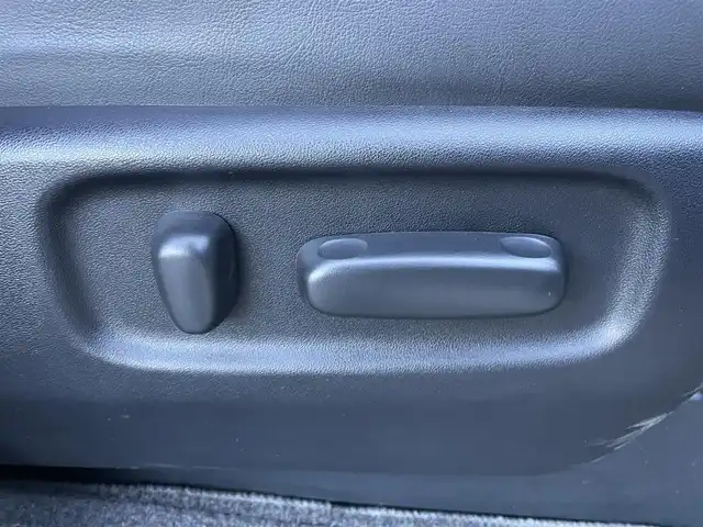 トヨタ エスティマ アエラス プレミアム 東京都 2018(平30)年 6.9万km ホワイトパールクリスタルシャイン ワンオーナー/純正９型ナビ/フルセグＴＶ／ＣＤ／ＤＶＤ再生／ＢＴ/純正１２型フリップダウンモニター/両側電動スライドドア/ビルトインＥＴＣ/ドライブレコーダー/パワーシート/ＬＥＤヘッドライト/オットマン/プリクラッシュセーフティ/レーンディパーチャーアラート/クリアランスソナー/クルーズコントロール