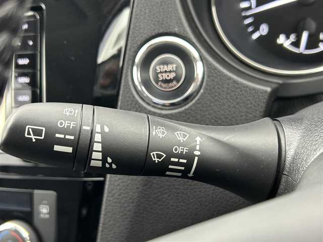 日産 エクストレイル 20Xi 長野県 2018(平30)年 5.4万km ブリリアントホワイトパール 社外ナビ　（CN-RA04WD　パナソニック製）/全方位カメラ　/フルセグＴＶ　/ＣＤ　ＤＶＤ　ＢＴ　/プロパイロット　/衝突軽減システム　/電動リアゲート　/コーナーセンサー　/ＥＴＣ　/電動パーキング　/オートホールド　/ＬＥＤヘッドライト　/オートマチックハイビーム/プッシュスタート/スマートキー/アイドリングストップ/スペアキー/保証書/取扱説明書