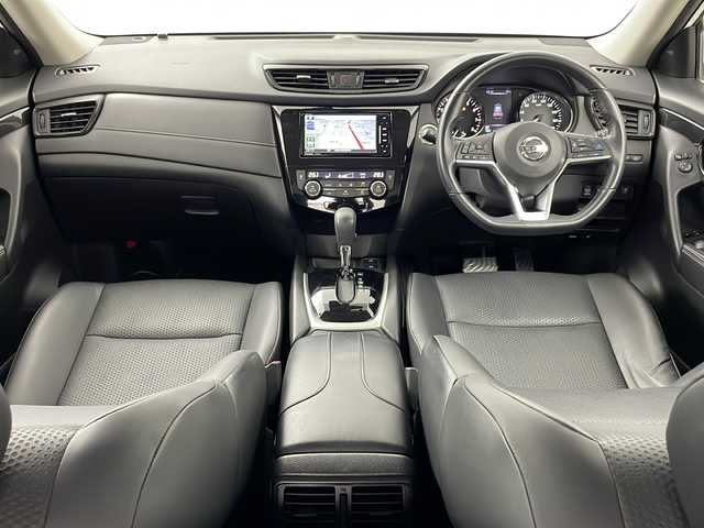 日産 エクストレイル 20Xi 道央・札幌 2018(平30)年 5.4万km ブリリアントホワイトパール ・社外ナビ&CD&DVD&BT&SD&TV/・パワーバックドア/・インテリジェントアラウンドビューモニター/・プロパイロット　/・インテリジェントエマージェンシーブレーキ　　/・アイドリングストップ/・コーナーセンサー　/・デジタルインナーミラー/・社外ドライブレコーダー/・ETC/・電動パーキング　/・オートホールド/・プッシュスタート　/・ＬＥＤヘッドライト　/・オートマチックハイビーム/・スマートキー/・スペアキー/・保証書/・取扱説明書