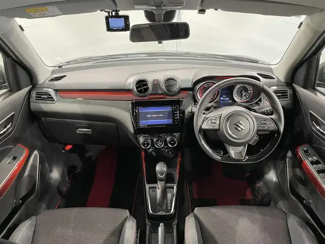 スズキ スイフト スポーツ 愛知県 2019(平31)年 4.8万km スーパーブラックパール 純正ナビ(CN-RA05WD)/衝突軽減ブレーキ/レーダークルーズコントロール/レーンキープアシスト/ＥＴＣ２．０/ＬＥＤヘッドライト/シートヒーター/バックカメラ/前後ドライブレコーダー/パドルシフト/純正フロアマット/純正17インチアルミホイール/ISOFIX/プッシュスタート