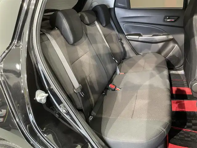 スズキ スイフト スポーツ 愛知県 2019(平31)年 4.8万km スーパーブラックパール 純正ナビ(CN-RA05WD)/衝突軽減ブレーキ/レーダークルーズコントロール/レーンキープアシスト/ＥＴＣ２．０/ＬＥＤヘッドライト/シートヒーター/バックカメラ/前後ドライブレコーダー/パドルシフト/純正フロアマット/純正17インチアルミホイール/ISOFIX/プッシュスタート