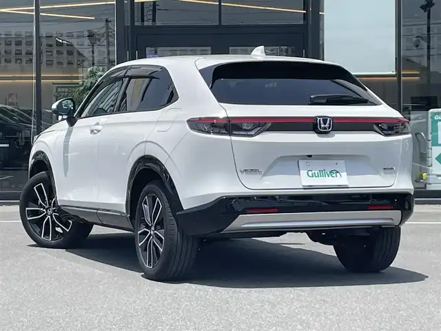ホンダ ヴェゼル ハイブリッド e:HEV Z 茨城県 2023(令5)年 2.3万km プラチナホワイトパール 純正ナビ/【ＣＤ・ＤＶＤ・ＳＤ・ＵＳＢ・AM・FM・TV・BT・AUX・iPod】/シートヒーター/ステアリングヒーター/ワイヤレス充電/BSM/電動リアゲート/パドルシフト/ダウンヒルアシストコントロール/ブレーキホールド/レーダークルコン/ETC/Bカメラ/前後コーナーセンサー/オートライト/Fフォグ
