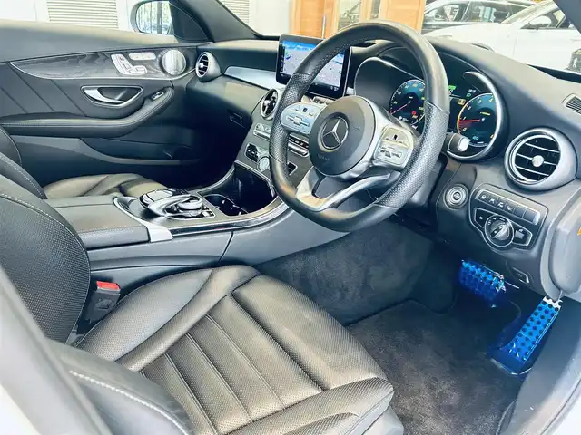 メルセデス・ベンツ Ｃ２００ ローレウスED スポーツプラスPKG 大阪府 2021(令3)年 2.2万km ダイヤモンドホワイト レザーエクスクルーシブP/レーダーセーフティP/ワンオーナー/サンルーフ/HUD/ACC/ブルメスター/黒革/メモリ付きパワーシート/エアシートヒーター/純正ナビ/TV/360度カメラ/applecarplay/純正18インチAW/LEDヘッドライト/アンビエントライト/電動リアゲート/ブラインドスポット/パフュームアトマイザー/ワイヤレス充電