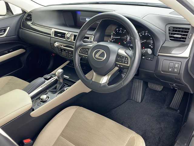 レクサス ＧＳ 350 道央・札幌 2018(平30)年 3.3万km ソニッククォーツ ・4WD/・寒冷地仕様/・純正ナビ/CD/DVD/SD/BT/USB/フルセグ/・バックカメラ/・衝突軽減ブレーキ/・レーダークルーズコントロール/・レーンキープアシスト/・ブラインドスポットモニター/・パドルシフト/・バックフォグ/・ステアリングヒーター/・前席シートヒーター/・ドアミラーヒーター/・運転席メモリーシート/・三眼LEDヘッドライト/・LEDフォグランプ/・スマートキー/・純正18インチAW