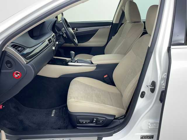 レクサス ＧＳ 350 道央・札幌 2018(平30)年 3.3万km ソニッククォーツ ・4WD/・寒冷地仕様/・純正ナビ/CD/DVD/SD/BT/USB/フルセグ/・バックカメラ/・衝突軽減ブレーキ/・レーダークルーズコントロール/・レーンキープアシスト/・ブラインドスポットモニター/・パドルシフト/・バックフォグ/・ステアリングヒーター/・前席シートヒーター/・ドアミラーヒーター/・運転席メモリーシート/・三眼LEDヘッドライト/・LEDフォグランプ/・スマートキー/・純正18インチAW