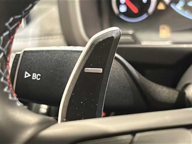 ＢＭＷ Ｘ６ Ｍ 新潟県 2018(平30)年 3.7万km カーボンブラックM オプション/カーボンファイバーインテリアトリム/純正21インチアルミホイール/主要装備/インテリジェントセーフティ/-衝突被害軽減ブレーキ/-レーンキープアシスト/-ブラインドスポットアシスト/純正HDDナビ/(CD/DVD/Bluetooth/USB/AUX/フルセグTV)/トップビューカメラ/ETC/ドライブレコーダー/ブラックレザーシート/シートヒーター/メモリ付きパワーシート/パワーバックドア/LEDヘッドライト/コーナーセンサー/パドルシフト/クルーズコントロール