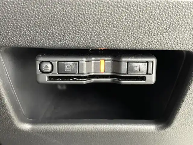 ダイハツ ムーヴ キャンバス G メイクアップ VS SAⅢ 福島県 2022(令4)年 0.8万km パールホワイトⅢ/ナチュラルベージュマイカメタリック 2トーン スマートアシストIII/・衝突回避支援ブレーキ機能/・衝突警報機能/・車線逸脱警報機能/・誤発進抑制制御機能/・先行車発進お知らせ機能/純正SDナビ/型番:NSZT-X72D/・AM/FM/CD/DVD/BT/SD/HDMI/フルセグTV/・全方位カメラ/・ETC/・ドライブレコーダー/両側パワースライドドア/アイドリングストップ/プッシュスタート/・スマートキー/・スペアキー/ステアリングスイッチ/LEDヘッドライト/・オートライト/・オートハイビーム/シートヒーター/純正フロアマット/ドアバイザー