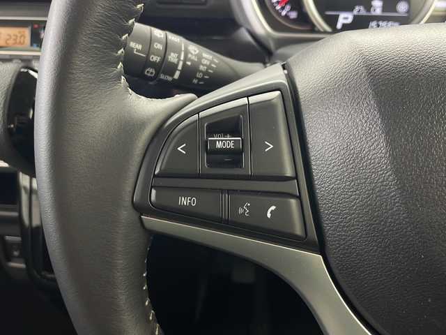 スズキ スペーシア カスタム HYBRID XS 秋田県 2024(令6)年 1.6万km ピュアホワイトP 4WD/両側パワースライドドア/社外ナビ/(Bluetooth/FM/AM)/バックカメラ/スズキセーフティサポート/レーダークルーズコントロール/レーンキープアシスト/衝突被害軽減システム/横滑防止機能/アイドリングストップ/プッシュスタート/スマートキー/スペアキー/ハーフレザーシート/前席シートヒーター/ステアリングリモコン/オートライト/オートマチックハイビーム/LEDヘッドライト/フォグランプ/後方コーナーセンサー/前方ドライブレコーダー/純正アルミホイール/社外フロアマット/取扱説明書/保証書