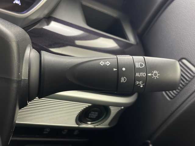 スズキ スペーシア カスタム HYBRID XS 秋田県 2024(令6)年 1.6万km ピュアホワイトP 4WD/両側パワースライドドア/社外ナビ/(Bluetooth/FM/AM)/バックカメラ/スズキセーフティサポート/レーダークルーズコントロール/レーンキープアシスト/衝突被害軽減システム/横滑防止機能/アイドリングストップ/プッシュスタート/スマートキー/スペアキー/ハーフレザーシート/前席シートヒーター/ステアリングリモコン/オートライト/オートマチックハイビーム/LEDヘッドライト/フォグランプ/後方コーナーセンサー/前方ドライブレコーダー/純正アルミホイール/社外フロアマット/取扱説明書/保証書
