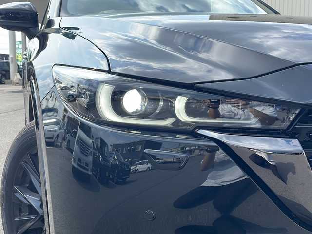 マツダ ＣＸ－５ XD レトロスポーツED 道北・旭川 2025(令7)年 1.4万km ジェットブラックマイカ ・4WD/・禁煙車/・ワンオーナー/・BOSEサウンドシステム/・純正ナビ/BT/フルセグ/AppleCarplay/AndoroidAuto/・全方位カメラ/・追従型クルーズコントロール/・ドライブレコーダー/・運転支援/・リスク警報/・リスク回避支援/・事故回避支援/・ビューモニター/・パーキングセンサー/・エクステリアライト/・インテリアライト/・ハンドルヒーター/・前席シートヒーター/・前後コーナーセンサー/・LEDヘッドライト/・電動リアゲート/・ETC/・ハーフレザーシート/・パワーシート/・電動格納ミラー/・ドアバイザー/・スペアキー1本/・保証書/・取扱説明書/・AW冬タイヤ積載/225/65/R17