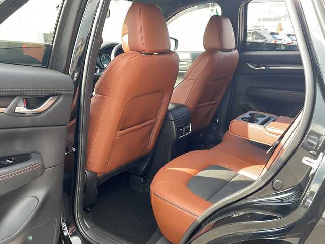マツダ ＣＸ－５ XD レトロスポーツED 道北・旭川 2025(令7)年 1.4万km ジェットブラックマイカ ・4WD/・禁煙車/・ワンオーナー/・BOSEサウンドシステム/・純正ナビ/BT/フルセグ/AppleCarplay/AndoroidAuto/・全方位カメラ/・追従型クルーズコントロール/・ドライブレコーダー/・運転支援/・リスク警報/・リスク回避支援/・事故回避支援/・ビューモニター/・パーキングセンサー/・エクステリアライト/・インテリアライト/・ハンドルヒーター/・前席シートヒーター/・前後コーナーセンサー/・LEDヘッドライト/・電動リアゲート/・ETC/・ハーフレザーシート/・パワーシート/・電動格納ミラー/・ドアバイザー/・スペアキー1本/・保証書/・取扱説明書/・AW冬タイヤ積載/225/65/R17