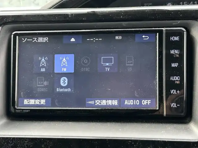 トヨタ エスクァイア Gi 奈良県 2018(平30)年 5万km ホワイトパールクリスタルシャイン 純正SDナビ　/フルセグ　/DVD　/Bluetooth　/バックカメラ　/ETC　/前後ドライブレコーダー　/クルーズコントロール　/両側パワースライドドア　/TRDフルエアロ　/純正アルミホイール　/純正フロアマット/衝突被害軽減ブレーキ/横滑り防止装置/車線逸脱警報/オートLEDライト/オートハイビーム