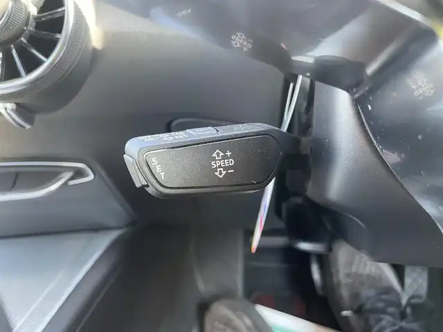 アウディ ＴＴクーペ 1．8TFSI 1st E 石川県 2016(平28)年 4.7万km 黒 Sライン/純正ナビ/フルセグTV/バックカメラ/LEDヘッドライト/ETC/ドライブレコーダー/クルーズコントロール/スマートキー/プッシュスタート/電動ミラー/オートライト/オートエアコン