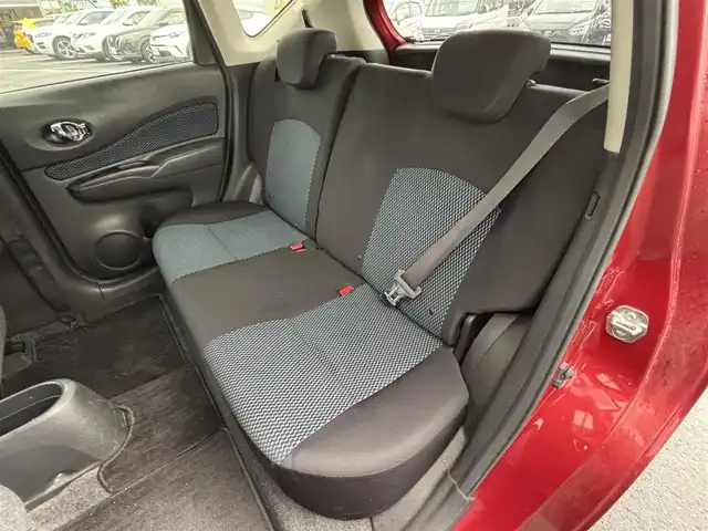日産 ノート X DIG－S 宮城県 2012(平24)年 8万km ラディアントレッド 登録時走行距離79502km/社外SDナビ/FM・AM・TV・Bluetooth・CD/ETC/アイドリングストップ/スマートキー/スペアキーあり/スタッドレスタイヤ4本/ヘッドライトイベライザー/シフトロック機能/電動格納ミラー/ドアバイザー/純正フロアマット/社外アルミホイール/ECOモード