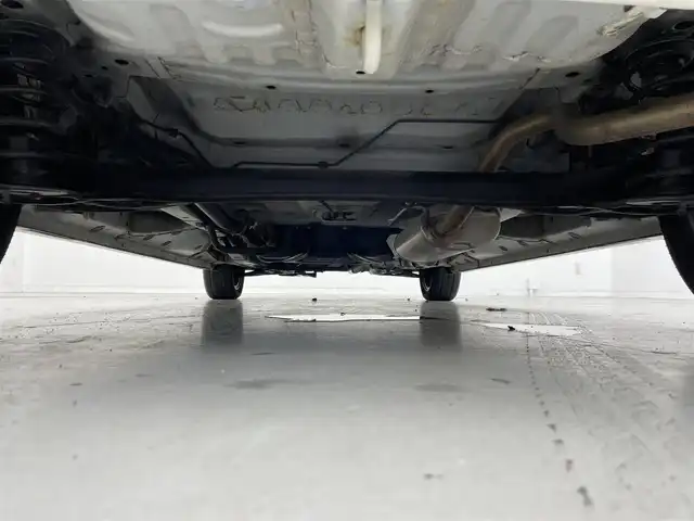 ホンダ Ｎ ＢＯＸ カスタム G ターボ Lパッケージ 茨城県 2016(平28)年 5.9万km プレミアムホワイトパールⅡ 純正ナビ/バックカメラ/フルセグ/シティブレーキアクティブシステム/クルーズコントロール/両側電動スライドドア/ETC/ハーフレザーシート/パドルシフト/純正15インチAW/ディスチャージヘッドライト/スマートキー/プッシュスタート