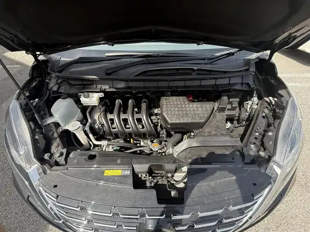 日産 セレナ ハイウェイスター V 千葉県 2020(令2)年 3.9万km ダイヤモンドブラック 純正SDナビ（AM/FM/CD/DVD/Bluetooth）/フルセグTV/インテリジェントルームミラー/アラウンドビューモニター/ブラインドスポットモニター/エマージェンシーブレーキ/プロパイロット/両側パワースライドドア/前後ドライブレコーダー/純正アルミホイール/純正フロアマット/LEDヘッドライト
