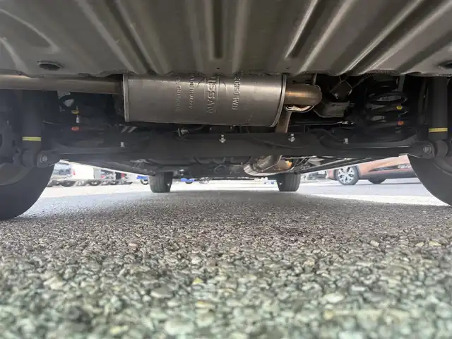 日産 セレナ ハイウェイスター V 千葉県 2020(令2)年 3.9万km ダイヤモンドブラック 純正SDナビ（AM/FM/CD/DVD/Bluetooth）/フルセグTV/インテリジェントルームミラー/アラウンドビューモニター/ブラインドスポットモニター/エマージェンシーブレーキ/プロパイロット/両側パワースライドドア/前後ドライブレコーダー/純正アルミホイール/純正フロアマット/LEDヘッドライト