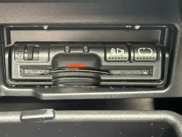 日産 セレナ ハイウェイスター V 千葉県 2020(令2)年 3.9万km ダイヤモンドブラック 純正SDナビ（AM/FM/CD/DVD/Bluetooth）/フルセグTV/インテリジェントルームミラー/アラウンドビューモニター/ブラインドスポットモニター/エマージェンシーブレーキ/プロパイロット/両側パワースライドドア/前後ドライブレコーダー/純正アルミホイール/純正フロアマット/LEDヘッドライト