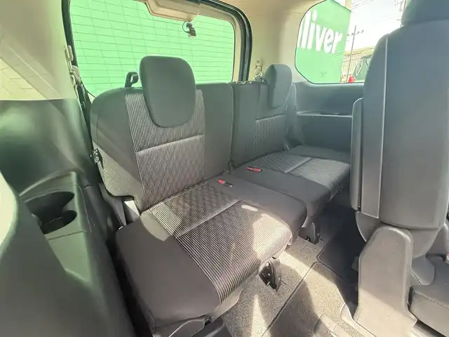 日産 セレナ ハイウェイスター V 千葉県 2020(令2)年 3.9万km ダイヤモンドブラック 純正SDナビ（AM/FM/CD/DVD/Bluetooth）/フルセグTV/インテリジェントルームミラー/アラウンドビューモニター/ブラインドスポットモニター/エマージェンシーブレーキ/プロパイロット/両側パワースライドドア/前後ドライブレコーダー/純正アルミホイール/純正フロアマット/LEDヘッドライト