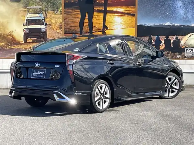 トヨタ プリウス A ツーリングセレクション 愛知県 2016(平28)年 8.9万km アティチュードブラックマイカ トヨタセーフティセンス　/レーダークルーズコントロール　/パーキングアシスト　/合皮シート　/アルパイン製９インチナビ　/バックカメラ　/ヘッドアップディスプレイ　/ＥＴＣ　/ＬＥＤヘッドライト/プッシュスタート/スマートキー