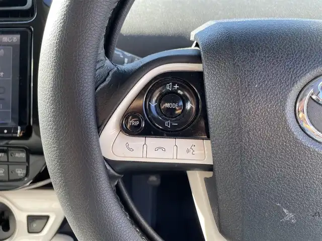 トヨタ プリウス A ツーリングセレクション 愛知県 2016(平28)年 8.9万km アティチュードブラックマイカ トヨタセーフティセンス　/レーダークルーズコントロール　/パーキングアシスト　/合皮シート　/アルパイン製９インチナビ　/バックカメラ　/ヘッドアップディスプレイ　/ＥＴＣ　/ＬＥＤヘッドライト/プッシュスタート/スマートキー