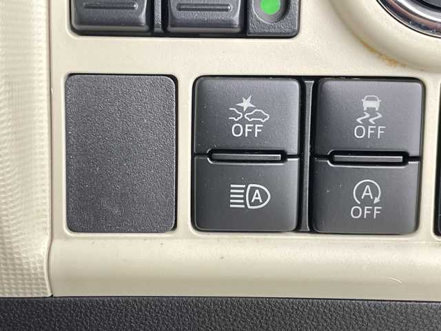 ダイハツ ムーヴ キャンバス X メイクアップ リミテッド SAⅢ 愛知県 2019(令1)年 4.7万km パールホワイトⅢ/ファインミントメタリック 2トーン 禁煙車/純正7インチナビ/（AM/FM/フルセグTV/Bluetooth/CD/DVD）/全方位カメラ/スマートアシストIII/・衝突軽減ブレーキ/・レーンキープアシスト/・オートマチックハイビーム/・誤発進抑制機能/ETC/両側パワースライドドア/アイドリングストップ/オートライト/フロントフォグランプ/プッシュスタート/スマートキー/純正フロアマット/電動格納ミラー/純正ホイールキャップ/ドアバイザー/ベンチシート