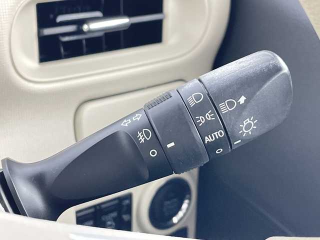 ダイハツ ムーヴ キャンバス X メイクアップ リミテッド SAⅢ 愛知県 2019(令1)年 4.7万km パールホワイトⅢ/ファインミントメタリック 2トーン 禁煙車/純正7インチナビ/（AM/FM/フルセグTV/Bluetooth/CD/DVD）/全方位カメラ/スマートアシストIII/・衝突軽減ブレーキ/・レーンキープアシスト/・オートマチックハイビーム/・誤発進抑制機能/ETC/両側パワースライドドア/アイドリングストップ/オートライト/フロントフォグランプ/プッシュスタート/スマートキー/純正フロアマット/電動格納ミラー/純正ホイールキャップ/ドアバイザー/ベンチシート