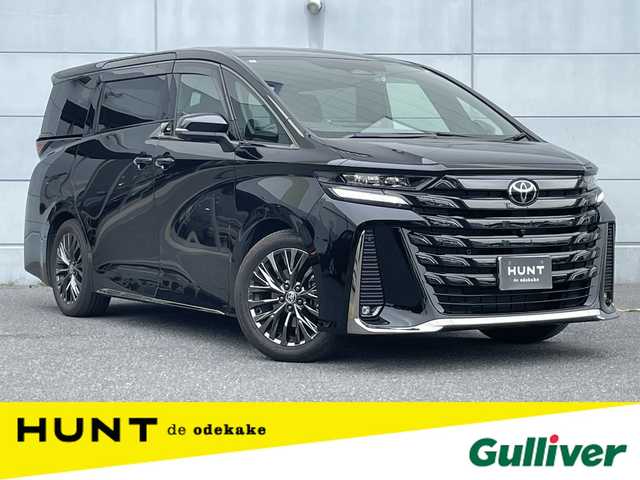 トヨタ ヴェルファイア ハイブリット Z プレミア 千葉県 2024(令6)年 2.5万km ブラック 純正14インチナビ/・フルセグTV/・Bluetooth/・FM/AM/・HDMI/・USB接続/ツインムーンルーフ/フリップダウンモニター/全方位カメラ/パワーバックドア/デジタルインナーミラー/ブラインドスポットモニター/トヨタセーフティセンス/・プリクラッシュセーフティー/・レーントレーシングアシスト/・レーンディパーチャーアラート/・レーダークルーズコントロール/・ロードサインアシスト/・プロアクティブドライビングアシスト/ステアリングヒーター/前後シートヒーター/前後シートベンチレーション/ユニバーサルステップ