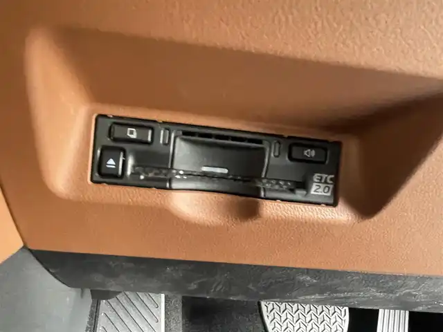 トヨタ ヴェルファイア ハイブリット Z プレミア 千葉県 2024(令6)年 2.5万km ブラック 純正14インチナビ/・フルセグTV/・Bluetooth/・FM/AM/・HDMI/・USB接続/ツインムーンルーフ/フリップダウンモニター/全方位カメラ/パワーバックドア/デジタルインナーミラー/ブラインドスポットモニター/トヨタセーフティセンス/・プリクラッシュセーフティー/・レーントレーシングアシスト/・レーンディパーチャーアラート/・レーダークルーズコントロール/・ロードサインアシスト/・プロアクティブドライビングアシスト/ステアリングヒーター/前後シートヒーター/前後シートベンチレーション/ユニバーサルステップ