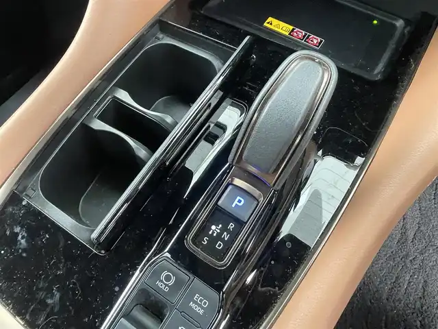 トヨタ ヴェルファイア ハイブリット Z プレミア 千葉県 2024(令6)年 2.5万km ブラック 純正14インチナビ/・フルセグTV/・Bluetooth/・FM/AM/・HDMI/・USB接続/ツインムーンルーフ/フリップダウンモニター/全方位カメラ/パワーバックドア/デジタルインナーミラー/ブラインドスポットモニター/トヨタセーフティセンス/・プリクラッシュセーフティー/・レーントレーシングアシスト/・レーンディパーチャーアラート/・レーダークルーズコントロール/・ロードサインアシスト/・プロアクティブドライビングアシスト/ステアリングヒーター/前後シートヒーター/前後シートベンチレーション/ユニバーサルステップ