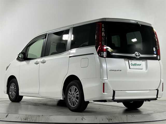 トヨタ エスクァイア Xi ウェルジョイン 佐賀県 2015(平27)年 2.1万km ホワイトパールクリスタルシャイン 福祉車両スローパー/純正9インチナビ/バックカメラ/フルセグテレビ/CD/DVD/BT/SD/FM.AM/後席フリップダウンモニター/両側パワースライドドア/プッシュスタート/コーナーセンサー/プリクラッシュセーフティ/レーンディパーチャーアラート/オートハイビーム/純正15インチアルミホイール/スマートキー×2/保証書/取扱説明書