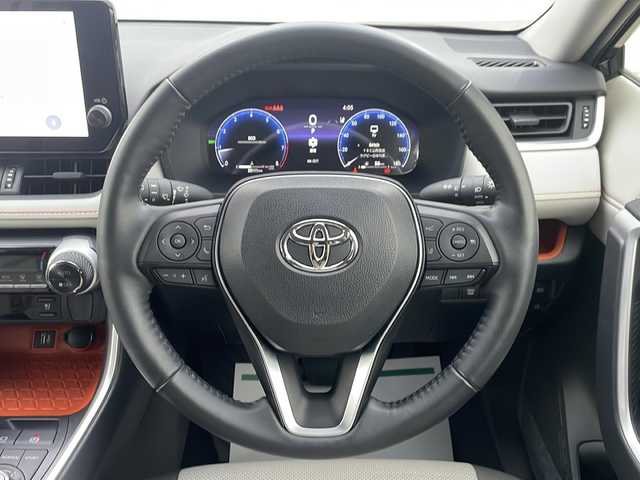 トヨタ ＲＡＶ４ アドベンチャー 山形県 2024(令6)年 2.6万km アティチュードブラックマイカ 純正ディスプレイオーディオ/・フルセグ/・Bluetooth/パノラミックビューモニター/純正ドライブレコーダー/トヨタセーフティセンス/ACC/BSM/D席メモリ機能付パワーシート/前席シートヒーター/前席エアシート/革巻きステアリング/ステアリングヒーター/ステアリングスイッチ/TRDマッドフラップ/ルーフレール/ウィンカーミラー/LEDヘッドライト/フォグランプ/フロアマット/スマートキー/プッシュスタート