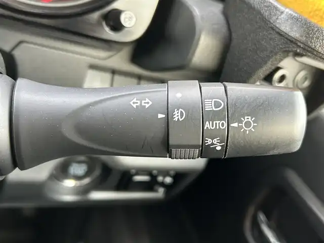 スズキ ジムニー シエラ JC 新潟県 2023(令5)年 2.2万km ブルーイッシュブラックパール3 衝突軽減/純正ナビ/(AM/FM/CD/DVD/BT/フルセグ)/バックカメラ/ETC/クルーズコントロール/アイドリングストップ/シートヒーター/革巻きステアリング/ステアリングスイッチ/AUTOライト/LEDヘッドライト/フォグランプ/横滑り防止/プッシュスタート/スマートキー