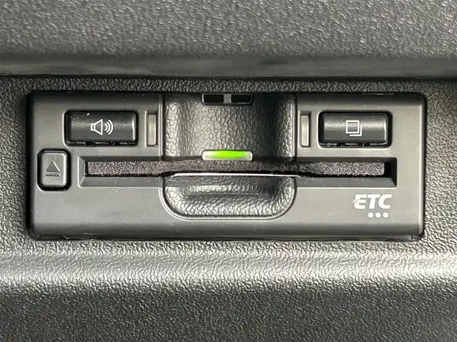 スズキ ジムニー シエラ JC 新潟県 2023(令5)年 2.2万km ブルーイッシュブラックパール3 衝突軽減/純正ナビ/(AM/FM/CD/DVD/BT/フルセグ)/バックカメラ/ETC/クルーズコントロール/アイドリングストップ/シートヒーター/革巻きステアリング/ステアリングスイッチ/AUTOライト/LEDヘッドライト/フォグランプ/横滑り防止/プッシュスタート/スマートキー