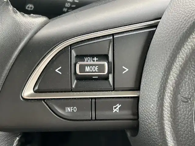 スズキ ジムニー シエラ JC 新潟県 2023(令5)年 2.2万km ブルーイッシュブラックパール3 衝突軽減/純正ナビ/(AM/FM/CD/DVD/BT/フルセグ)/バックカメラ/ETC/クルーズコントロール/アイドリングストップ/シートヒーター/革巻きステアリング/ステアリングスイッチ/AUTOライト/LEDヘッドライト/フォグランプ/横滑り防止/プッシュスタート/スマートキー