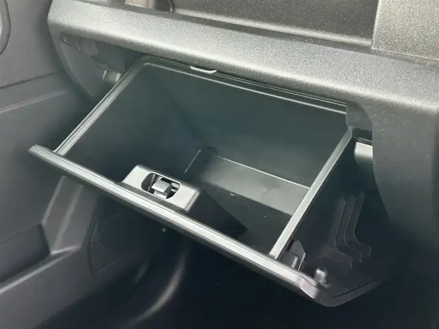 スズキ ジムニー シエラ JC 新潟県 2023(令5)年 2.2万km ブルーイッシュブラックパール3 衝突軽減/純正ナビ/(AM/FM/CD/DVD/BT/フルセグ)/バックカメラ/ETC/クルーズコントロール/アイドリングストップ/シートヒーター/革巻きステアリング/ステアリングスイッチ/AUTOライト/LEDヘッドライト/フォグランプ/横滑り防止/プッシュスタート/スマートキー